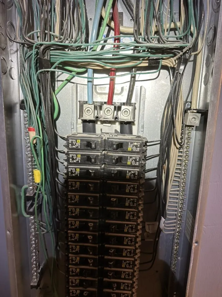 Slide of Seruka Electric