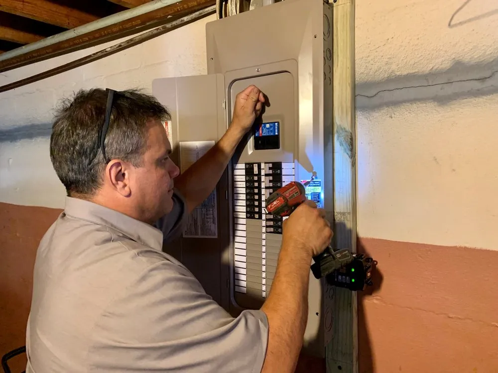 Licensed wiring installation in Energy, IL by Service Detectives