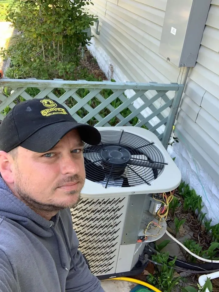 Expert outlet and switch repair in Energy, IL by Service Detectives