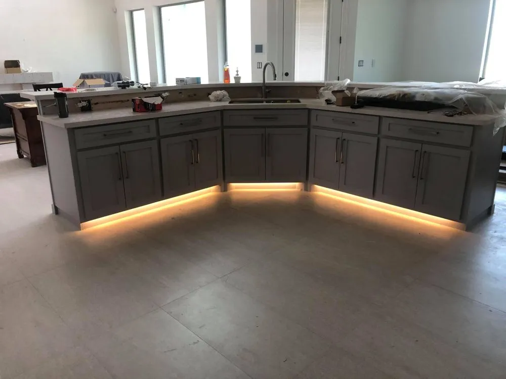 Slide of Service Electrician Sonoma