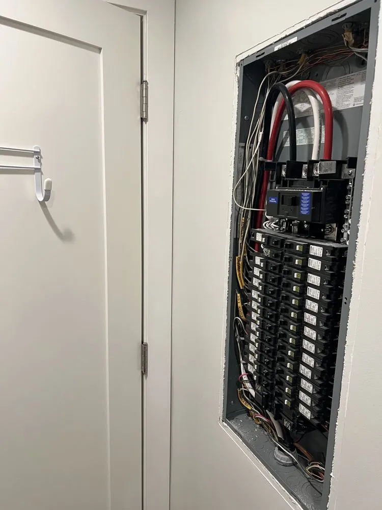 Professional electrical repair in , by Service King Electric