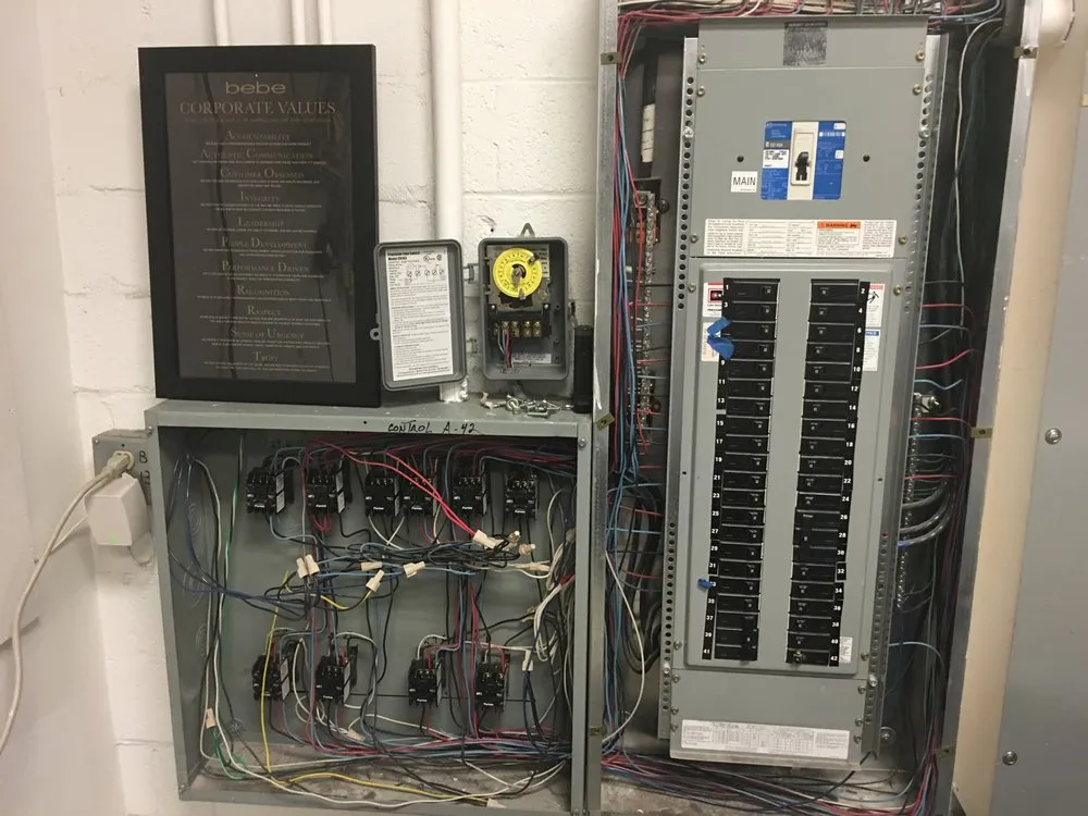 Licensed electrical service for homes in electrical repair,  by 