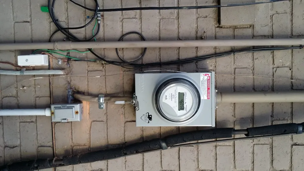 Slide of Service Tech Electric