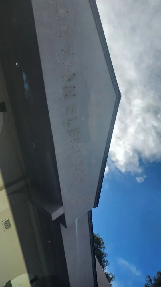 Expert electrical service for homes in emergency electrical service, by