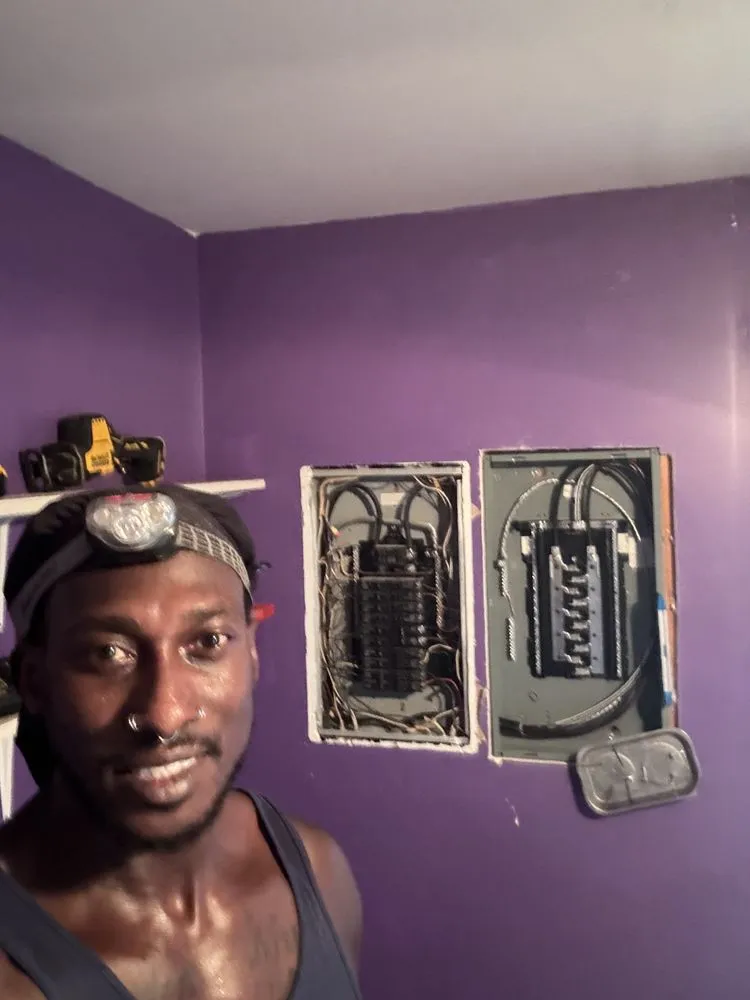Professional outlet and switch repair in Suwanee, GA by Services Per Hines