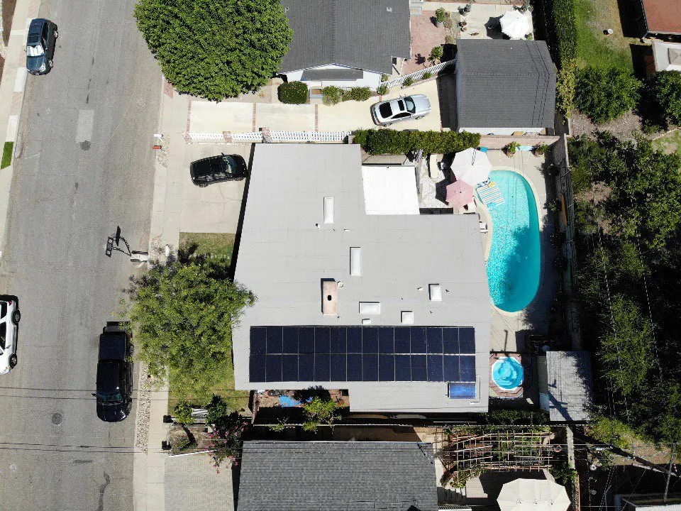 Affordable electrical service for homes in lighting installation,  by 