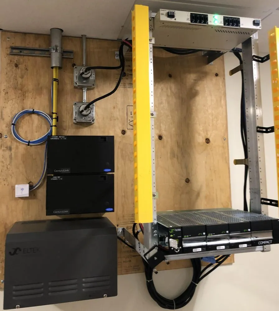 Slide of Seunglee Electric