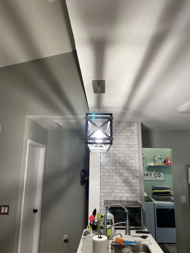 Slide of Seyer Handy Tech Solutions