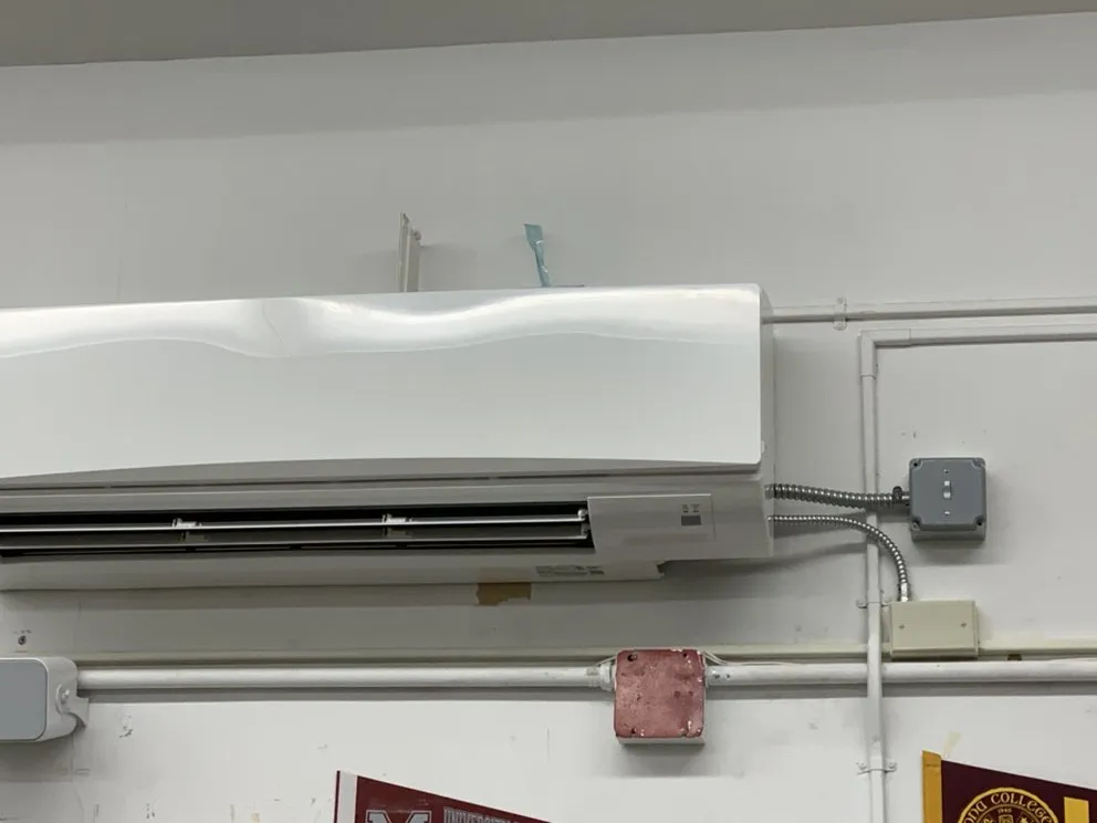 Slide of Sezekcol Electric