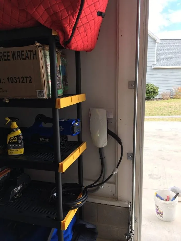 Expert electrician providing wiring installation in , 