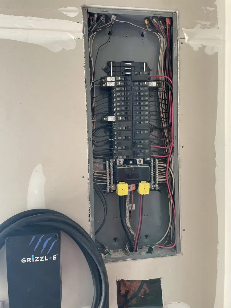 Slide of S&H Contracting Unlimited