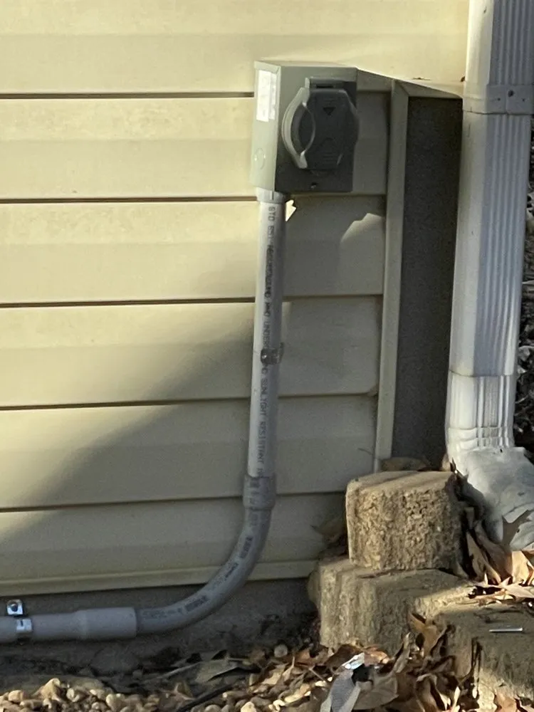 Slide of S&H Contracting Unlimited