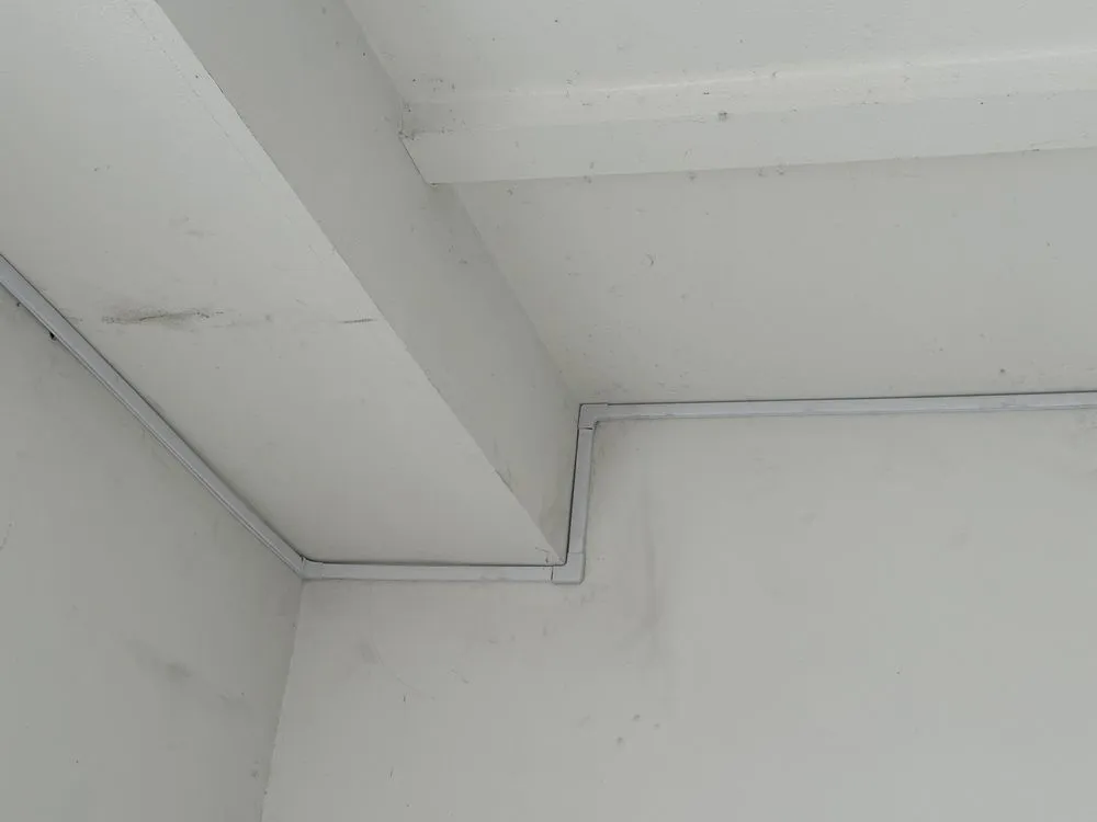 Slide of Shahtar Electrical Services