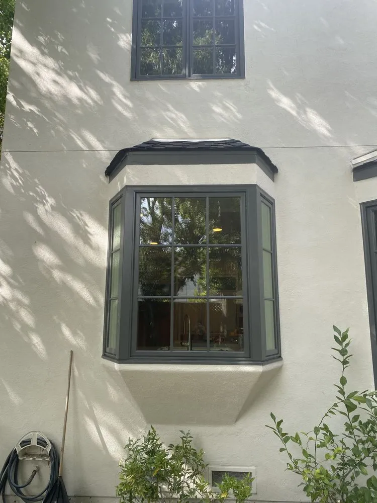 Slide of Shalom Handyman