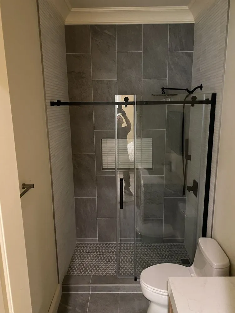 Slide of Shalom Handyman