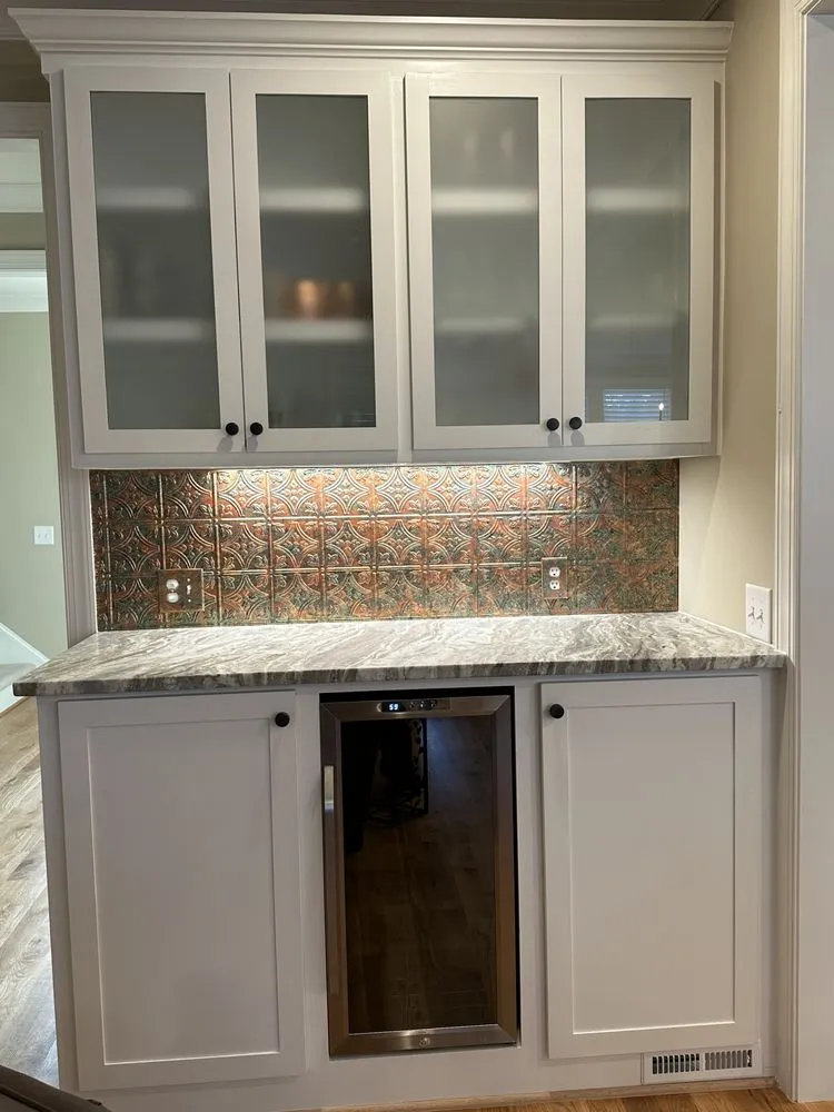 Slide of Shalonda’s Electrical Service