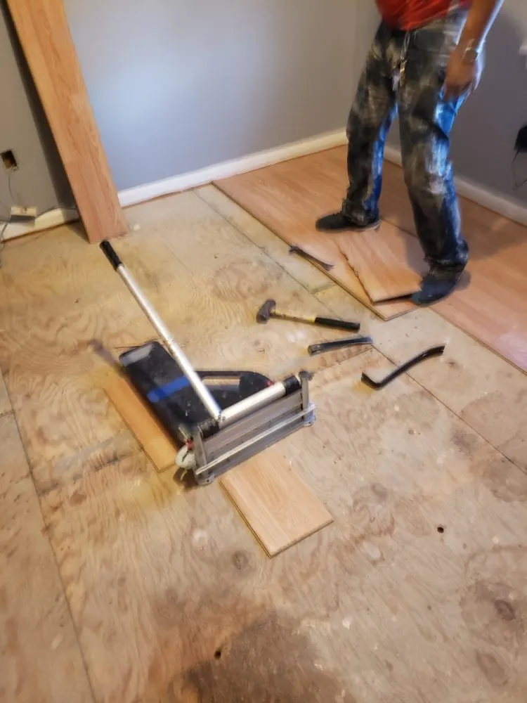 Slide of Shane Tuckers Handyman Services