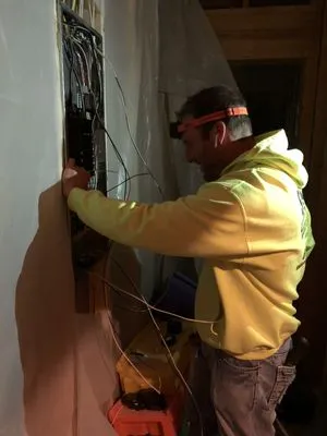 Sharp Electrical Contractors Logo