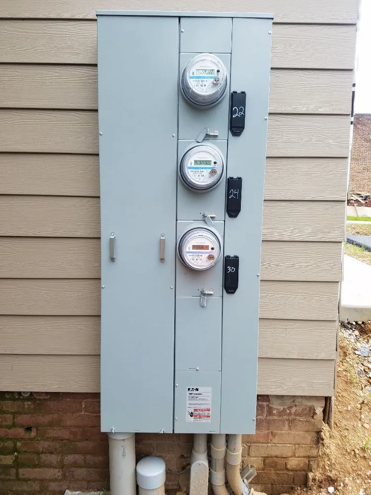 Slide of Shaun Ford Electric