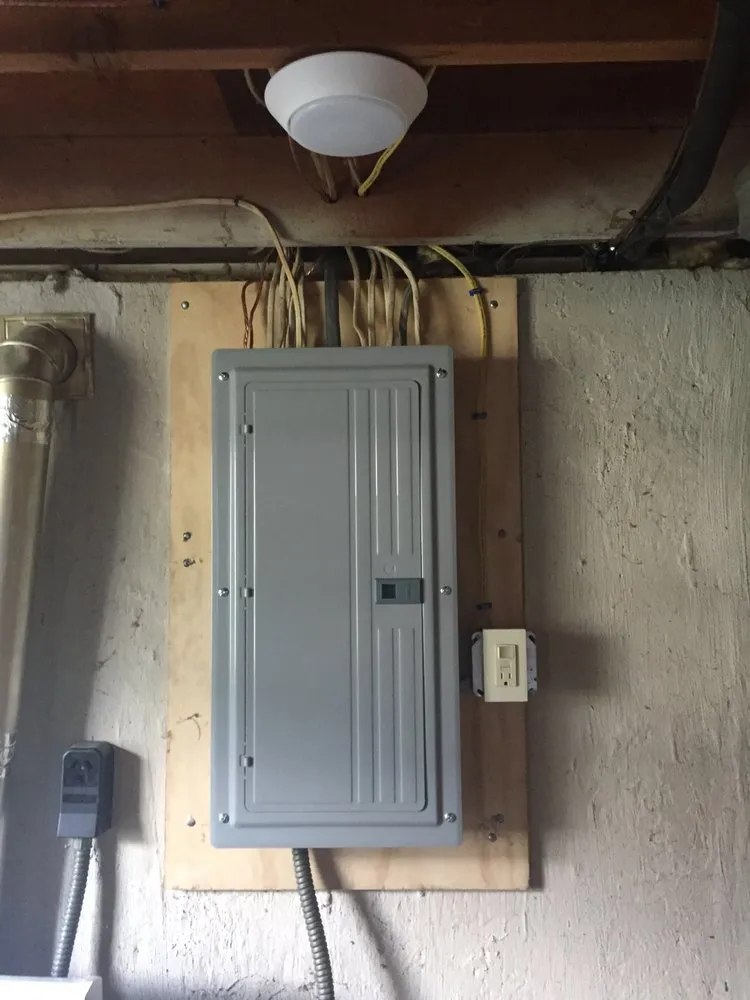 Expert circuit breaker repair in Joppatowne, MD by Shawn's Electric