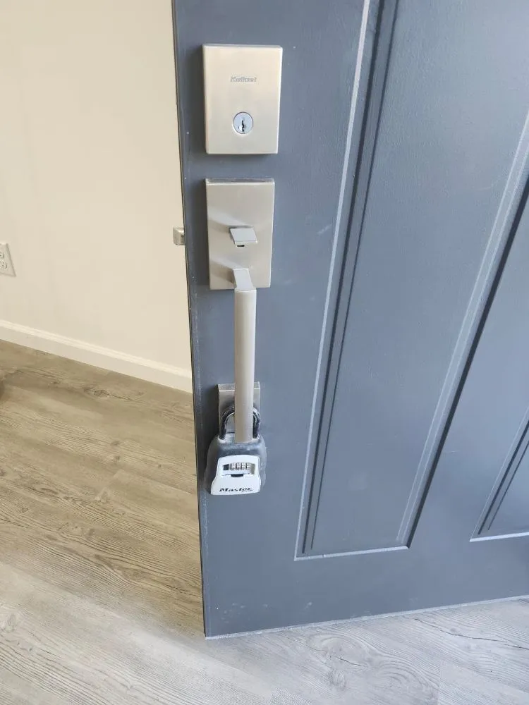 Slide of Sheenandoas Construction Services