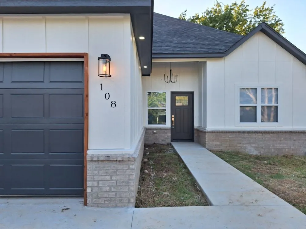 Slide of Sheenandoas Construction Services