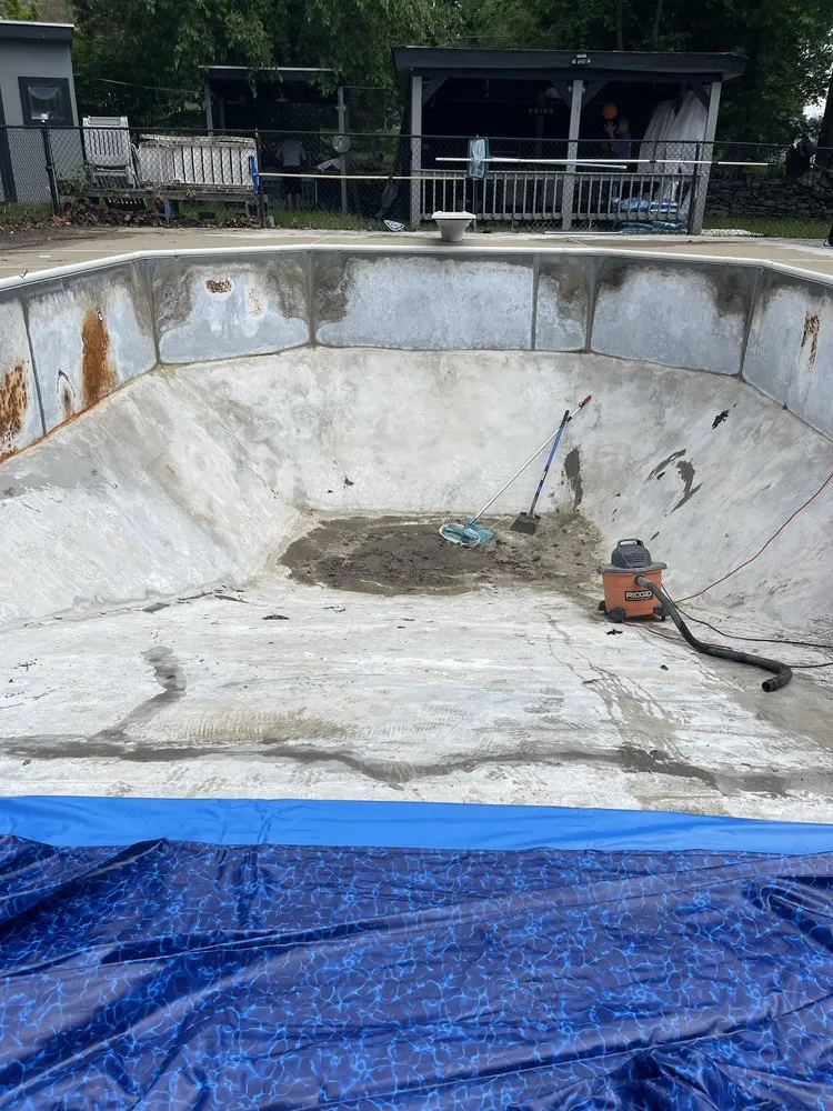 Slide of Sheldons Pool Service