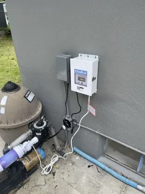 Sheldons Pool Service Logo