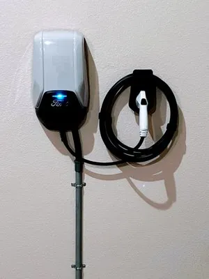 Shelton Electrical Services Logo