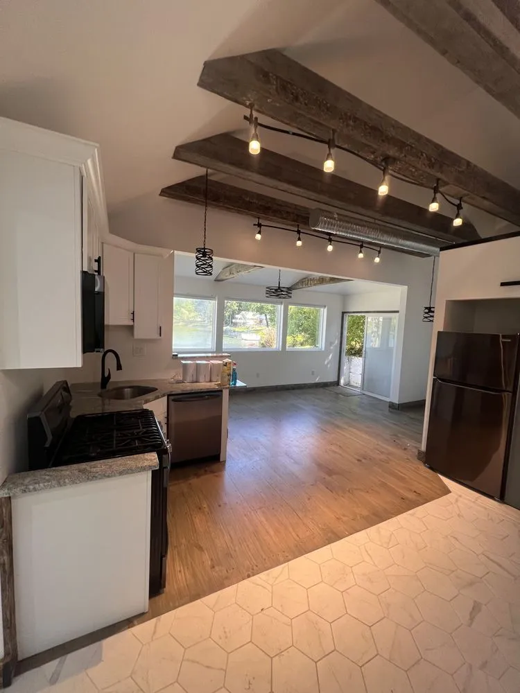 Slide of Shemsta Electric