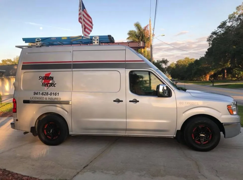 Emergency circuit breaker repair service in Rotonda West, FL - Sherwin Electric