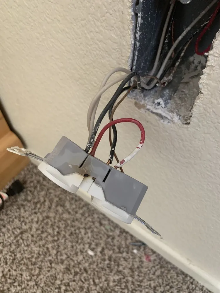 Professional electrical service for homes in panel upgrade,  by 