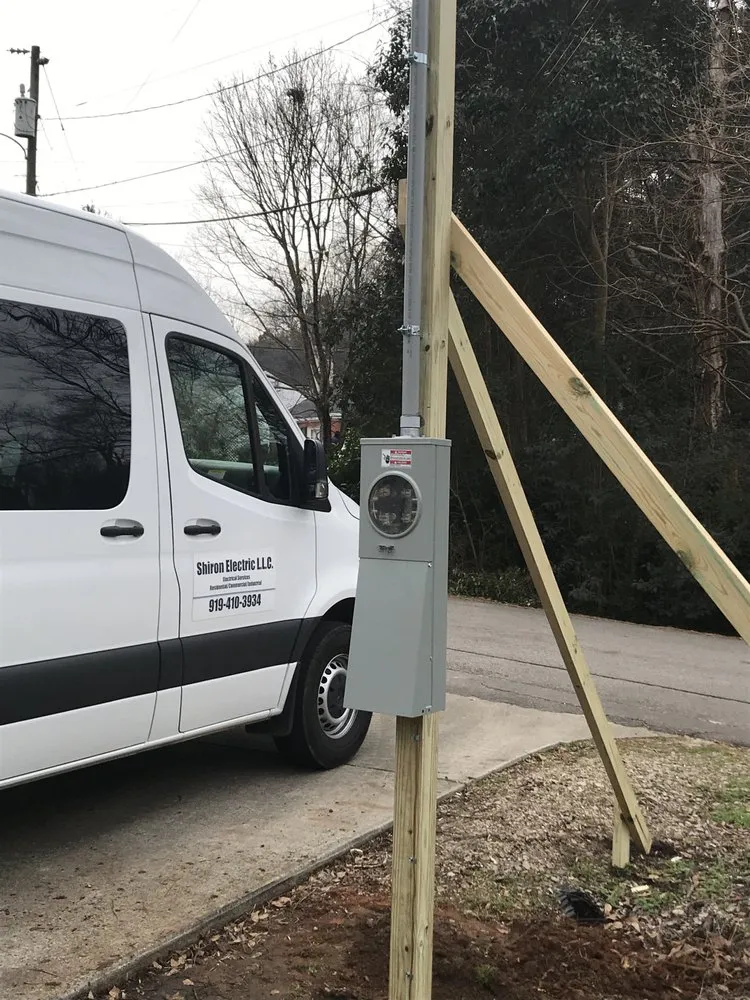 Certified electrician providing lighting installation in ,