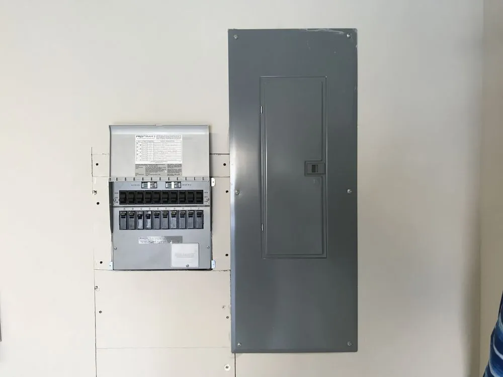 Emergency outlet and switch repair service in , - Shiron Electric