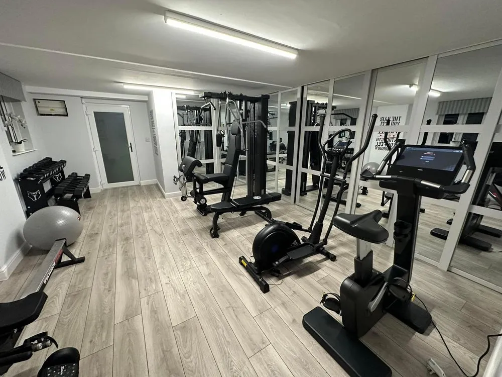 Licensed circuit breaker repair service in , - SHO Services