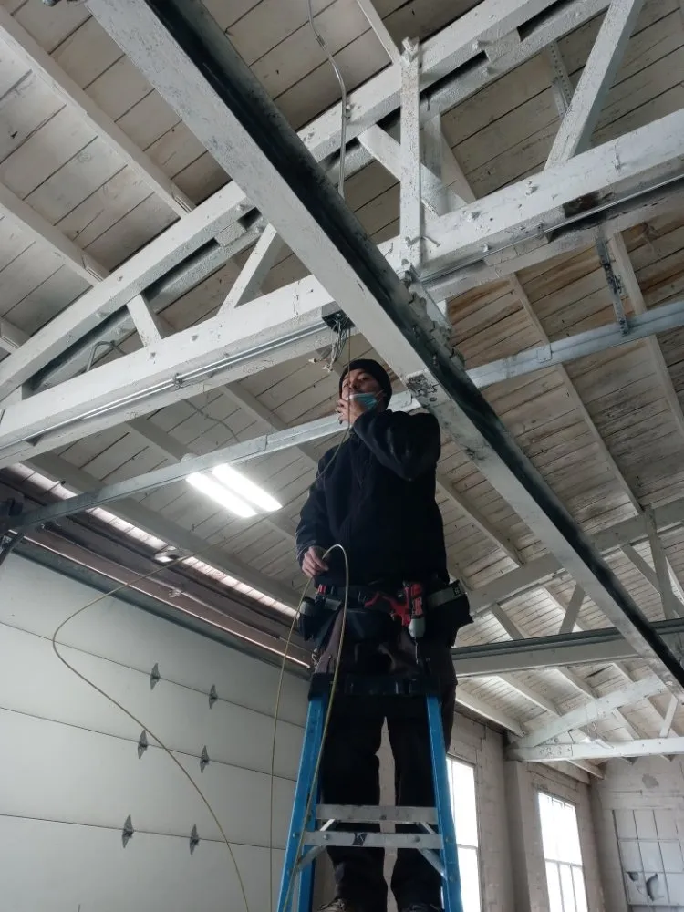 Reliable electrician providing wiring installation in ,