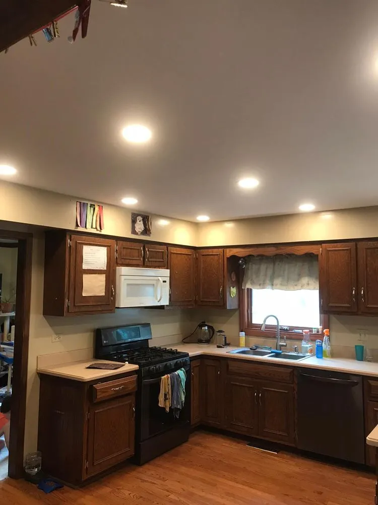 Slide of Shock Tech 2 Electric