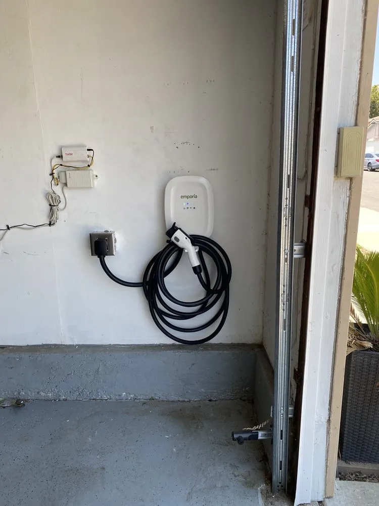 Slide of Shocka Electric