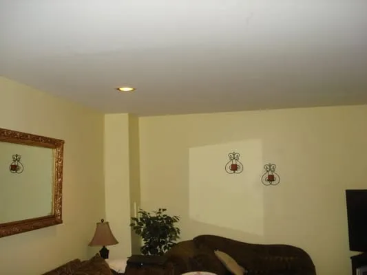 Shocker Electric Logo