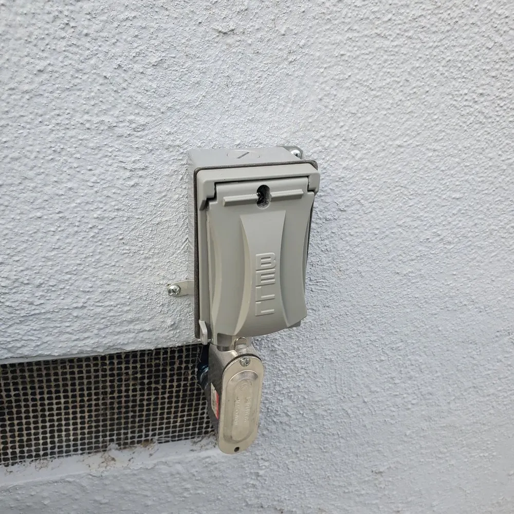 Slide of Shok Electric