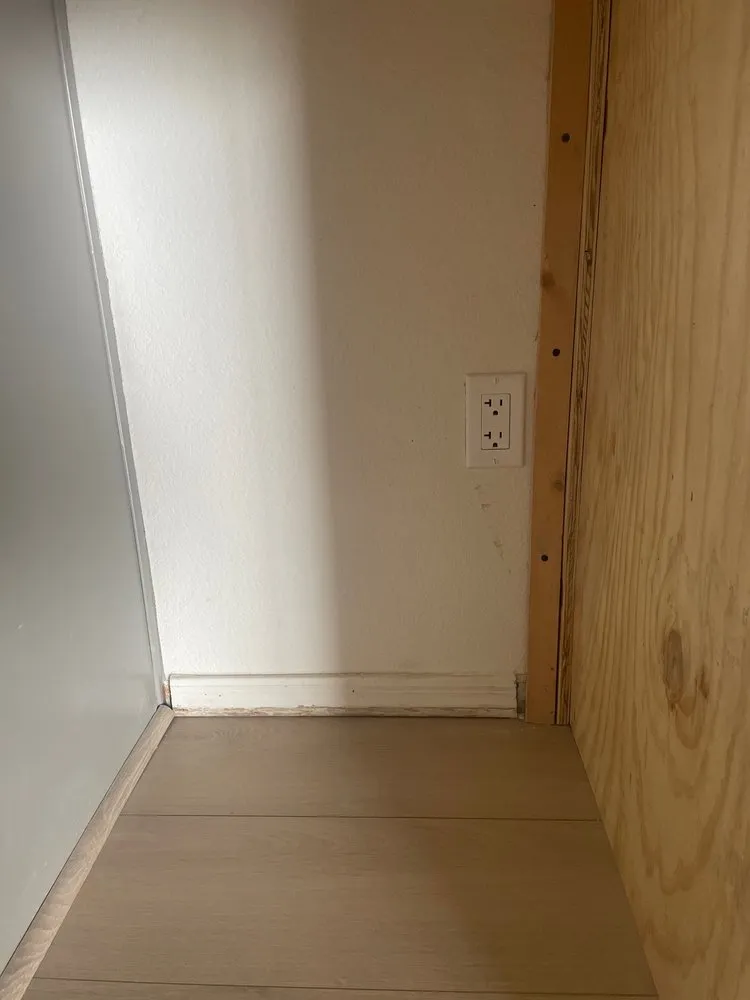 Slide of Shons Electrical Services