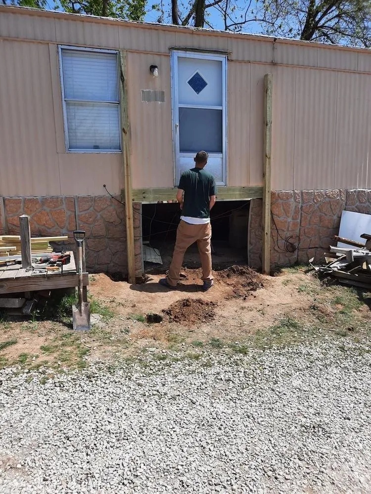 Affordable electrician providing outlet and switch repair in Grayson, KY - Shoopman Enterprises