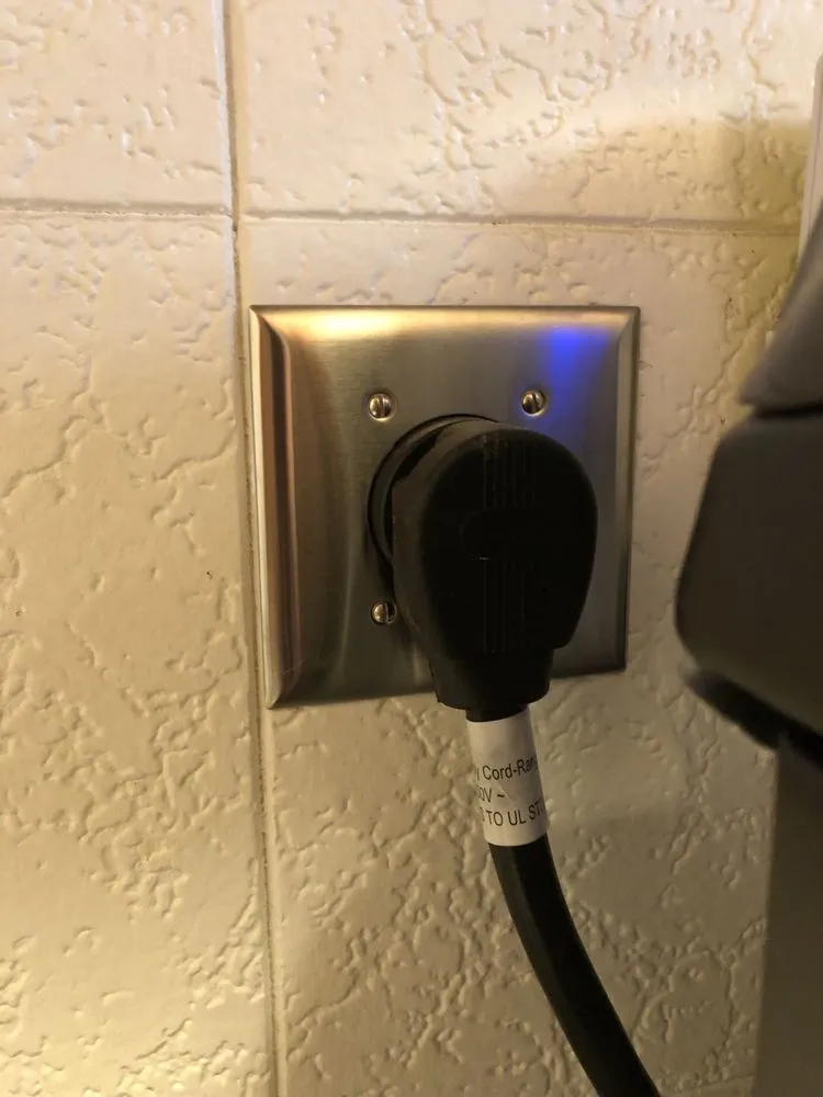 Emergency electrician providing electrical repair in Dayton, NV - Shootin’ Trouble Electrical Servicing