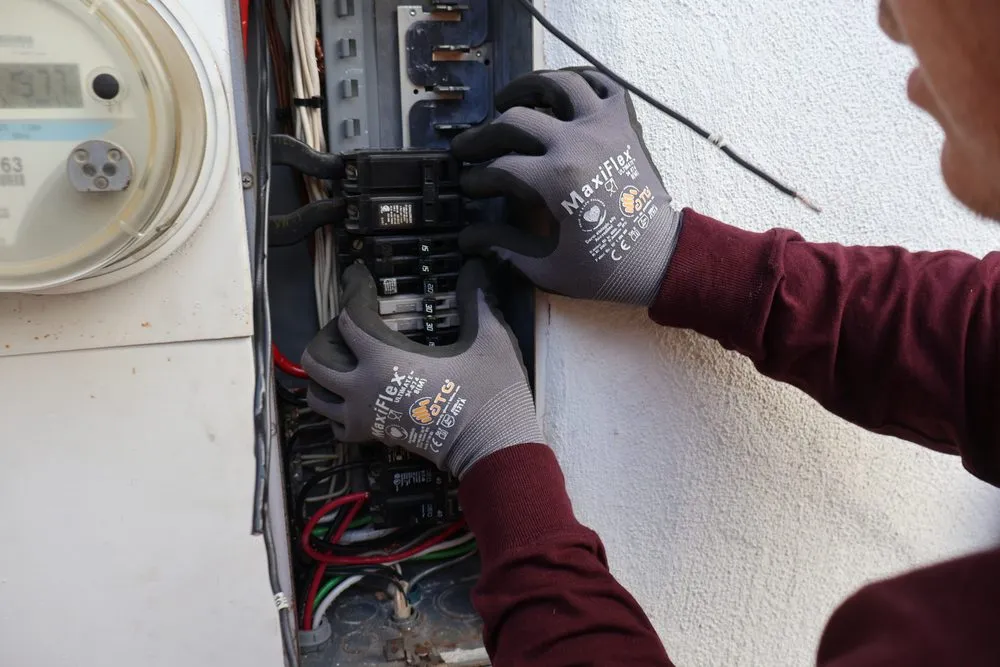 Slide of Shorebreak Electric