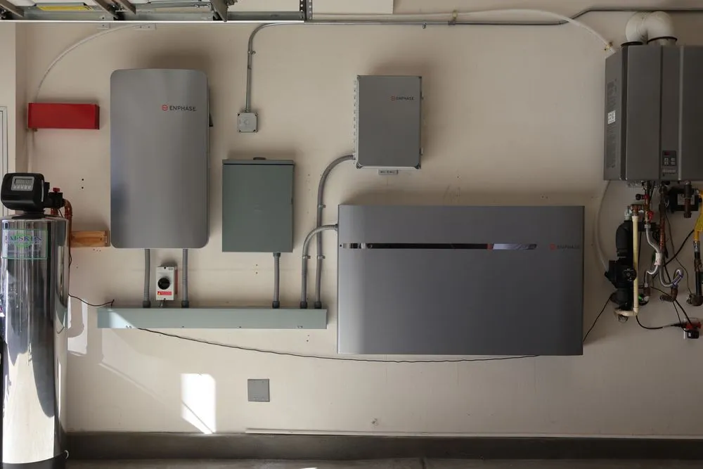 Slide of Shorebreak Electric