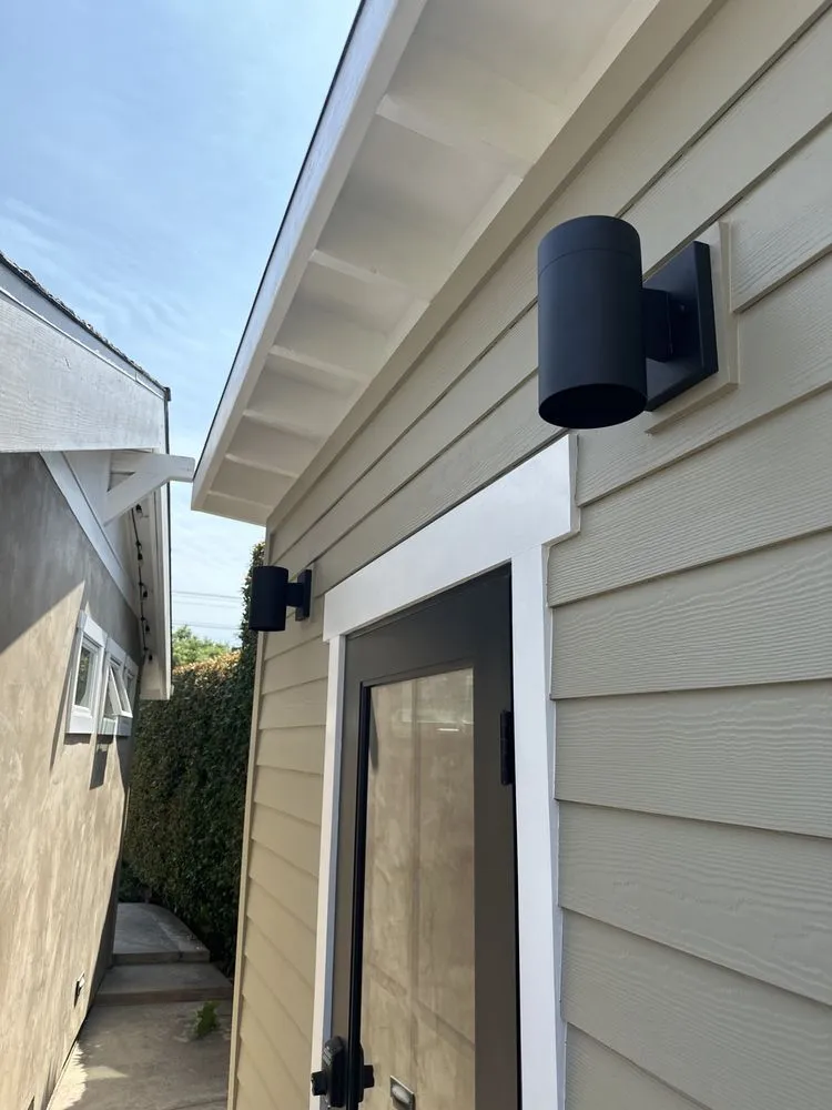 Slide of Shorebreak Electric