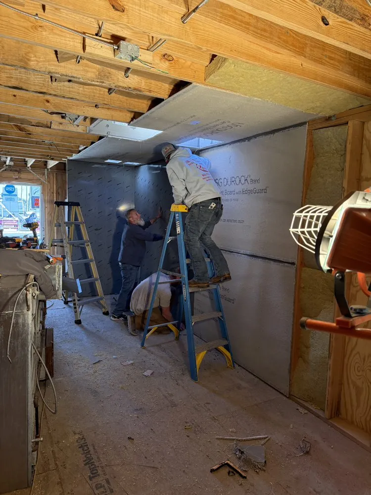 Licensed circuit breaker repair experts serving Lynn Haven, FL - Shoreline Maintenance Group