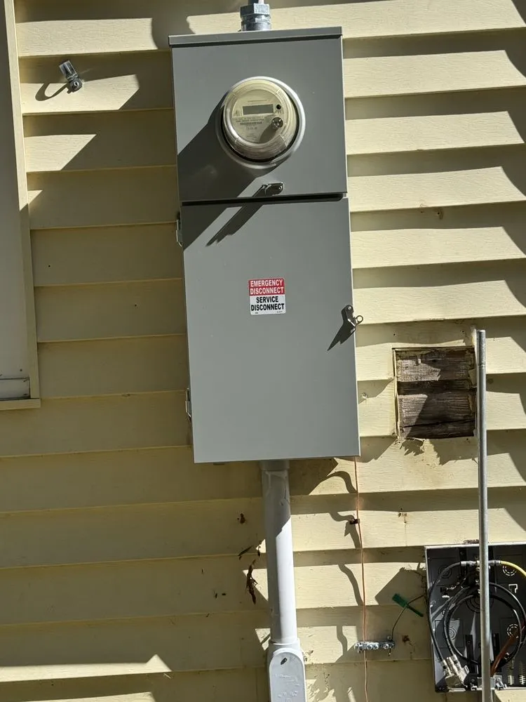 Slide of Short Circuit Electric