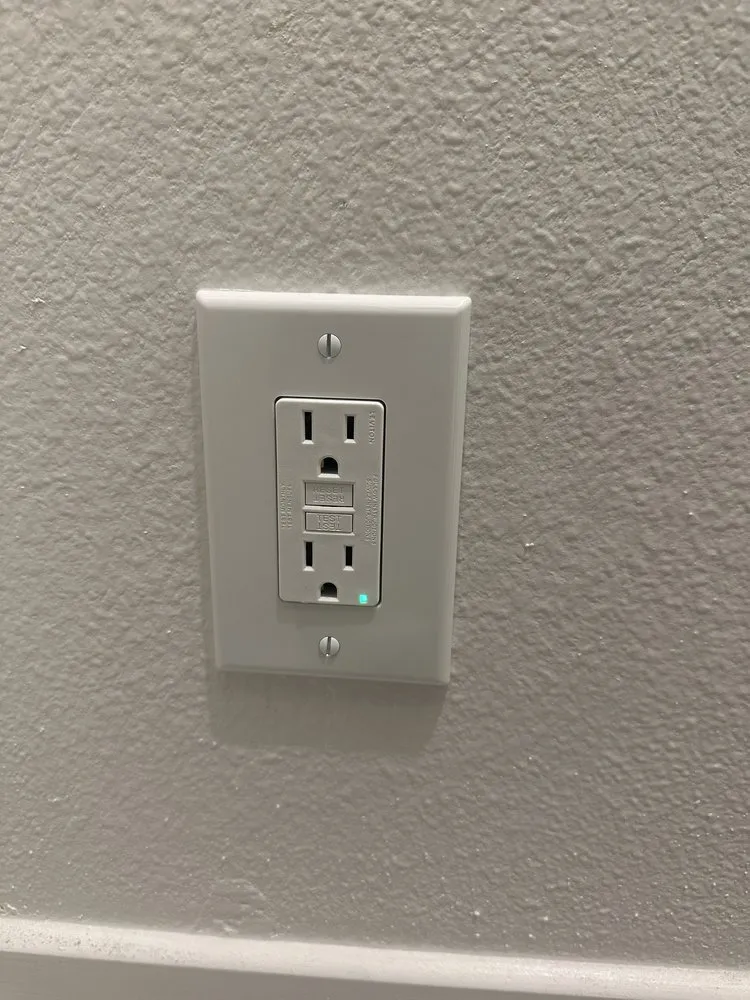 Slide of Shorty’s electric