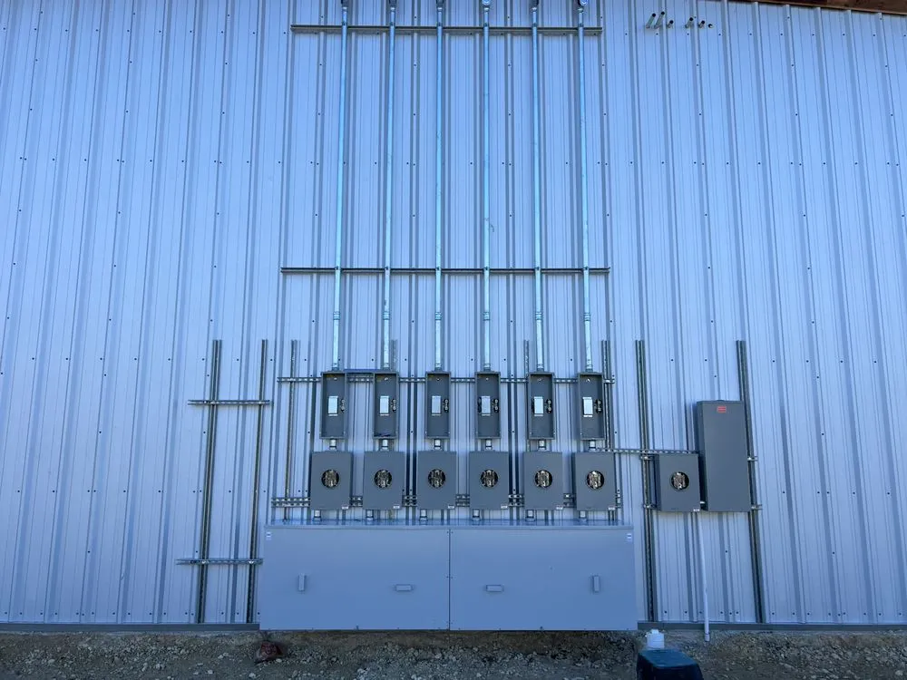 Slide of Shorty's Electric